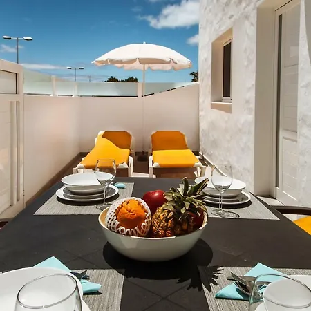 Victoria Apartment *