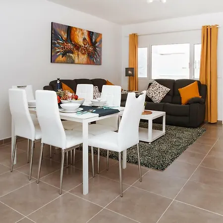 Victoria Apartment